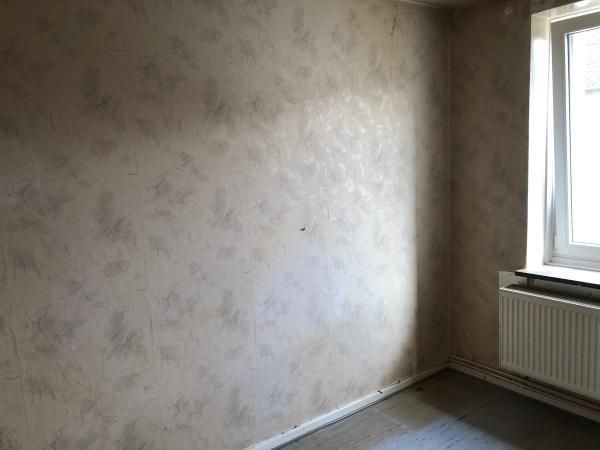 Schlafzimmer vor der Entrümpelung